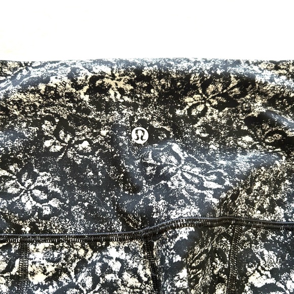 Lululemon Wunder Under Crop II (Special Edition) *Scallop 24” Ice Grey Black - Picture 4 of 10